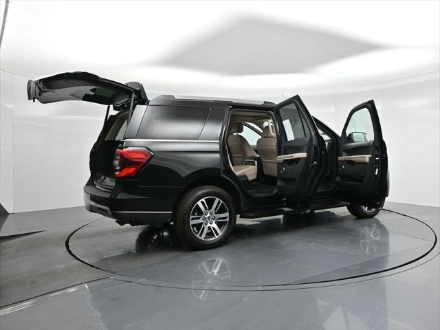 used 2024 Ford Expedition car, priced at $60,000