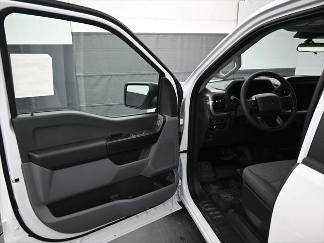 new 2025 Ford F-150 car, priced at $42,720