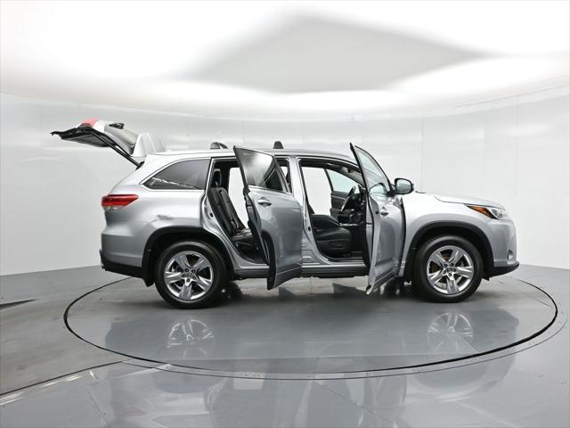used 2017 Toyota Highlander car, priced at $27,500