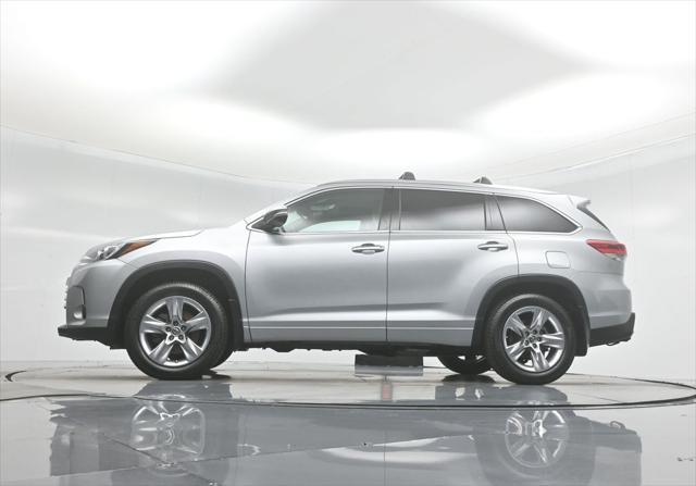 used 2017 Toyota Highlander car, priced at $27,500