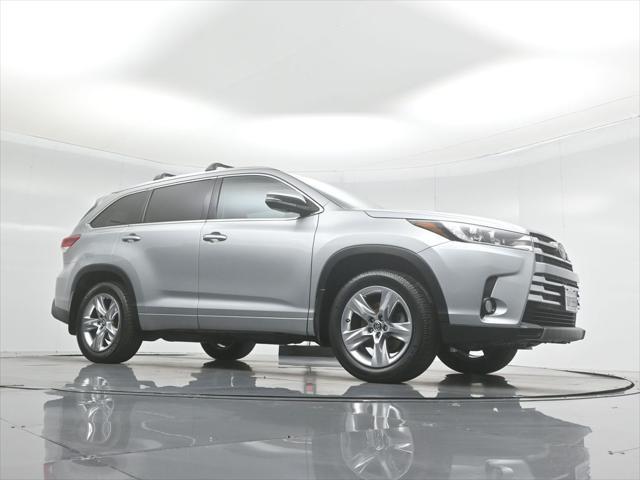 used 2017 Toyota Highlander car, priced at $27,500