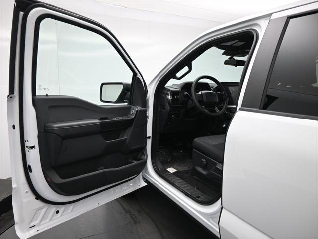 new 2025 Ford F-150 car, priced at $43,182