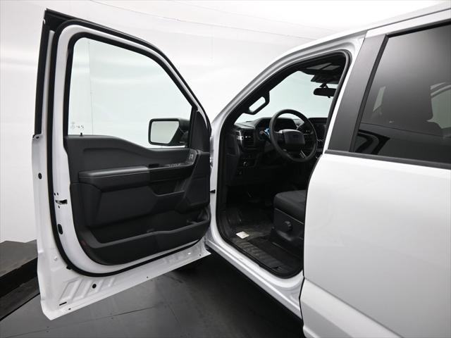 new 2025 Ford F-150 car, priced at $43,182