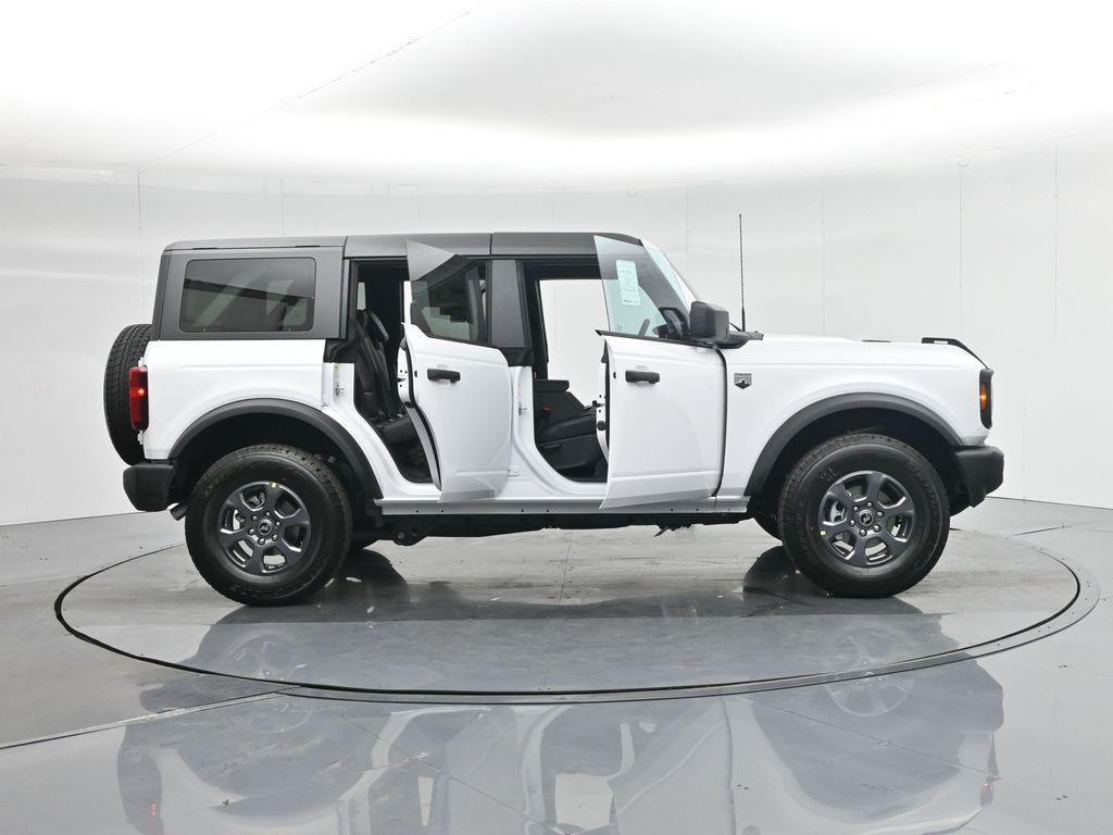 new 2025 Ford Bronco car, priced at $45,305