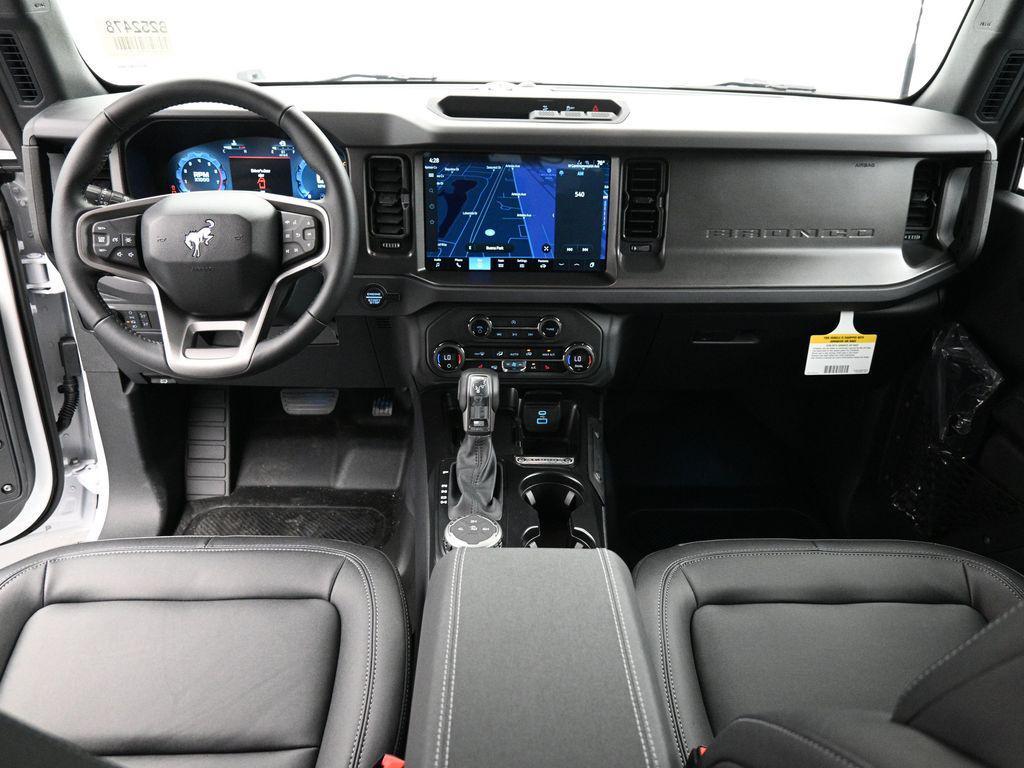new 2025 Ford Bronco car, priced at $45,305