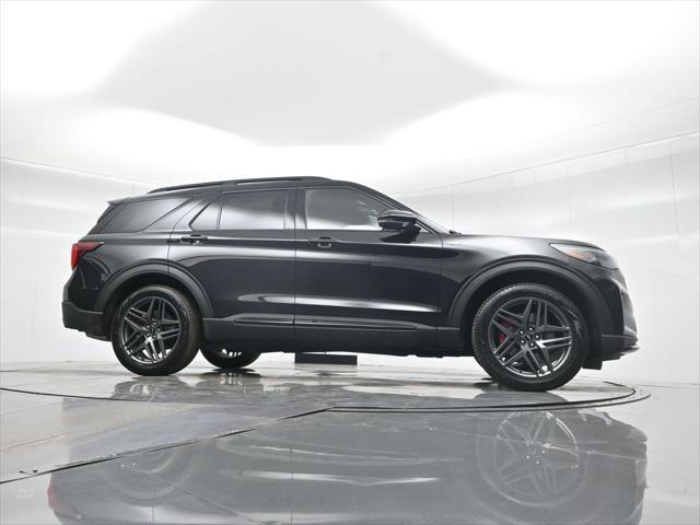 new 2025 Ford Explorer car, priced at $47,900
