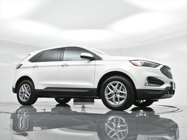 new 2024 Ford Edge car, priced at $43,365