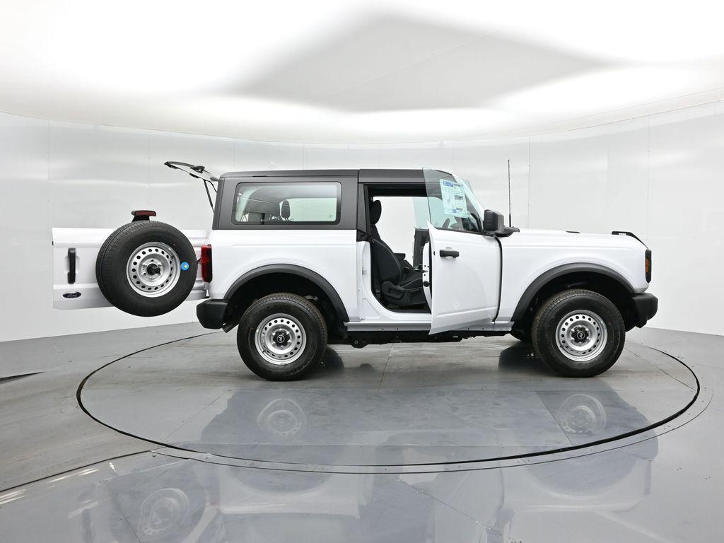 new 2025 Ford Bronco car, priced at $41,785