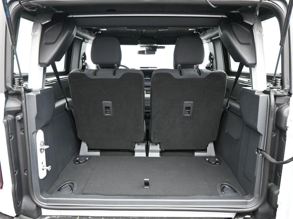 new 2025 Ford Bronco car, priced at $41,785