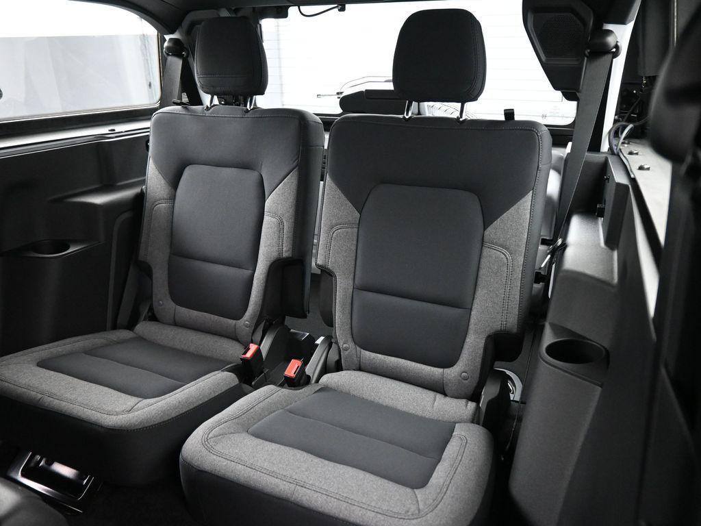 new 2025 Ford Bronco car, priced at $41,785