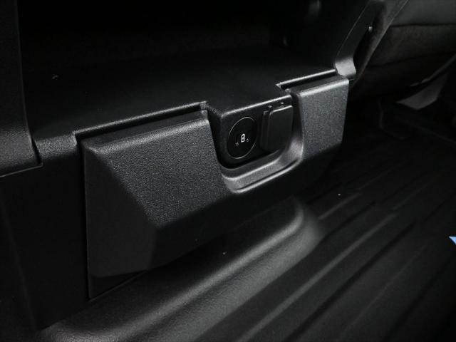 new 2025 Ford F-150 car, priced at $38,504