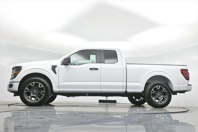 new 2025 Ford F-150 car, priced at $41,051