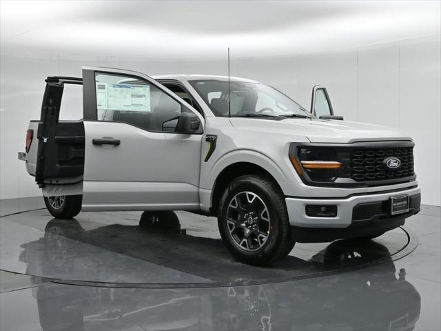 new 2024 Ford F-150 car, priced at $45,995