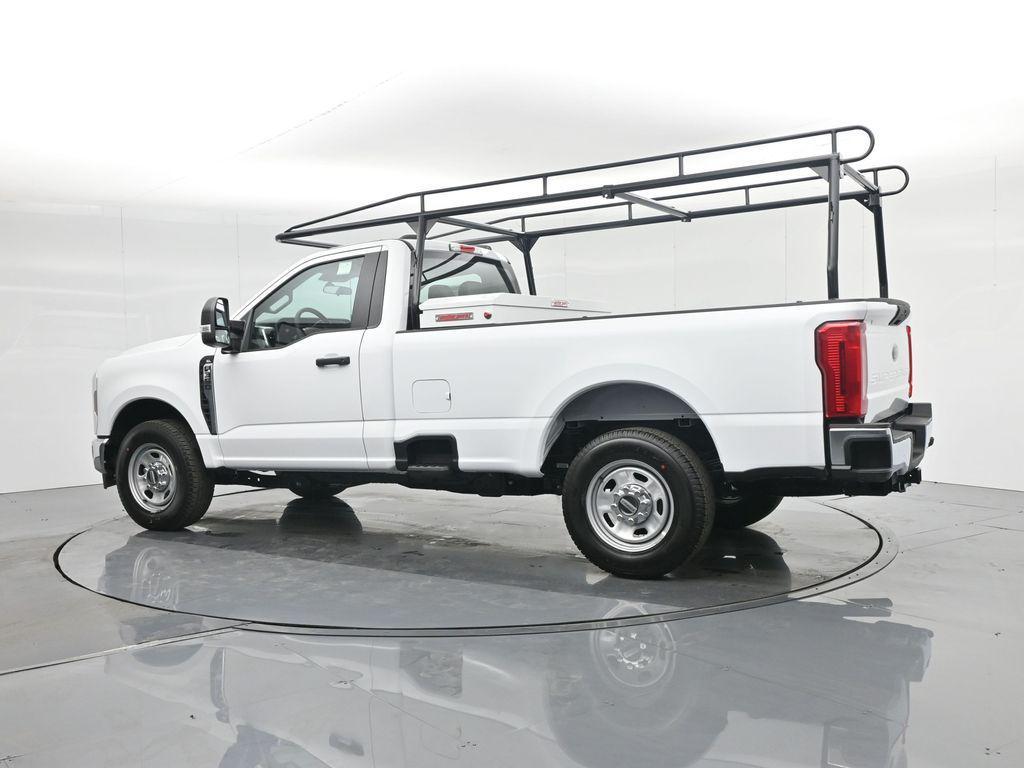 new 2024 Ford F-350 car, priced at $39,279