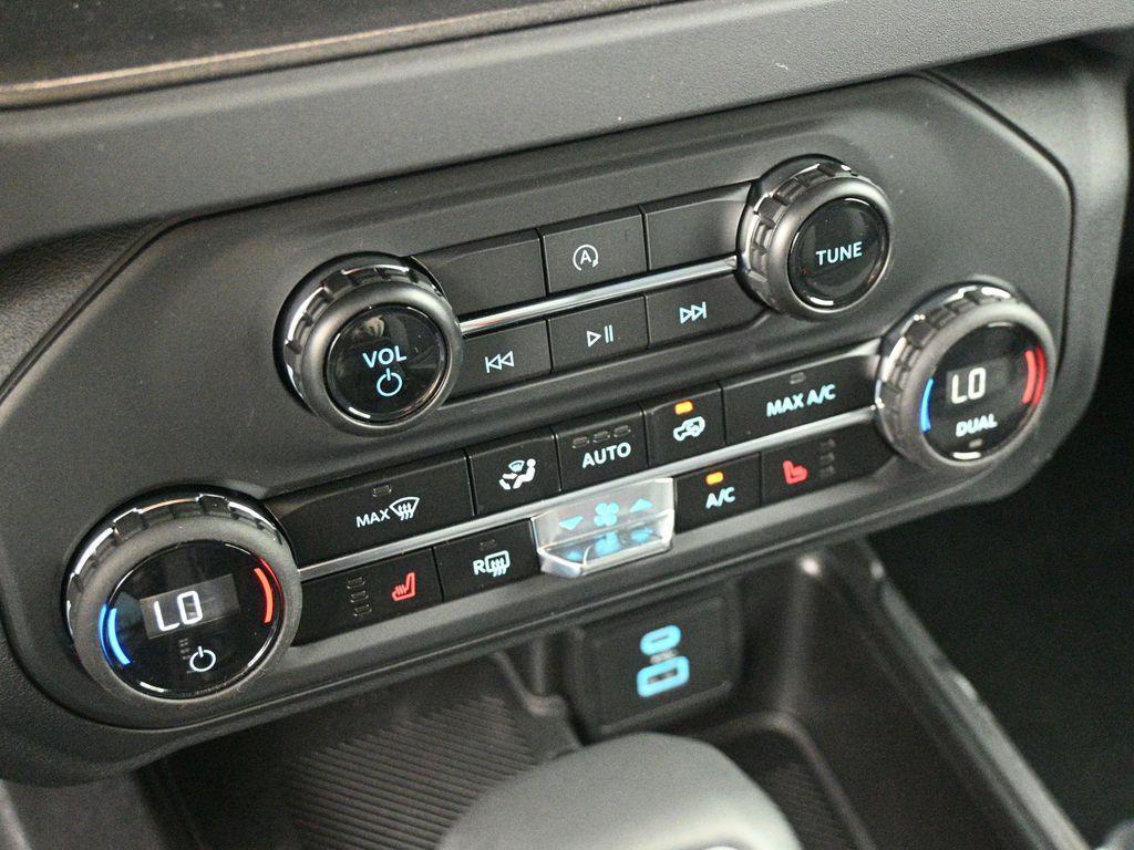 new 2025 Ford Bronco car, priced at $46,095