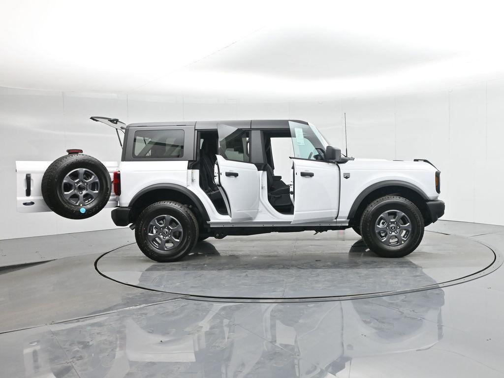new 2025 Ford Bronco car, priced at $46,095