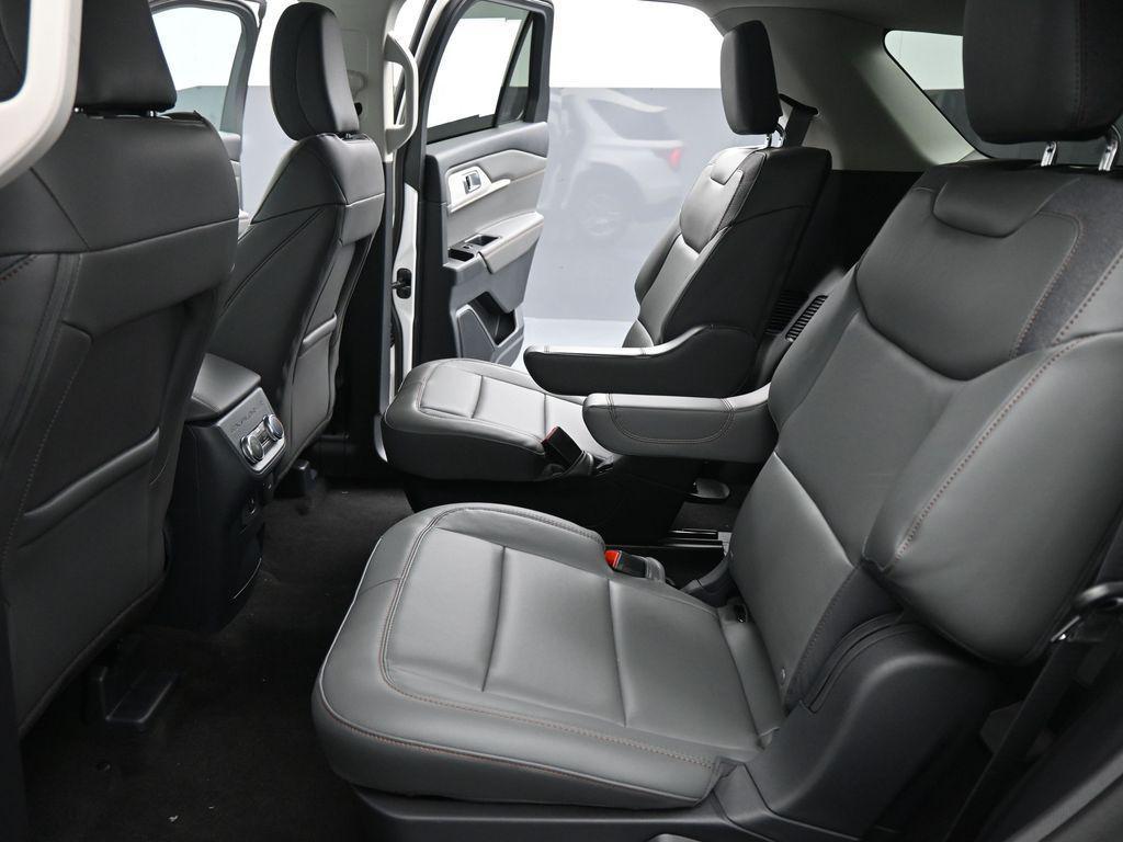 new 2025 Ford Explorer car, priced at $41,440