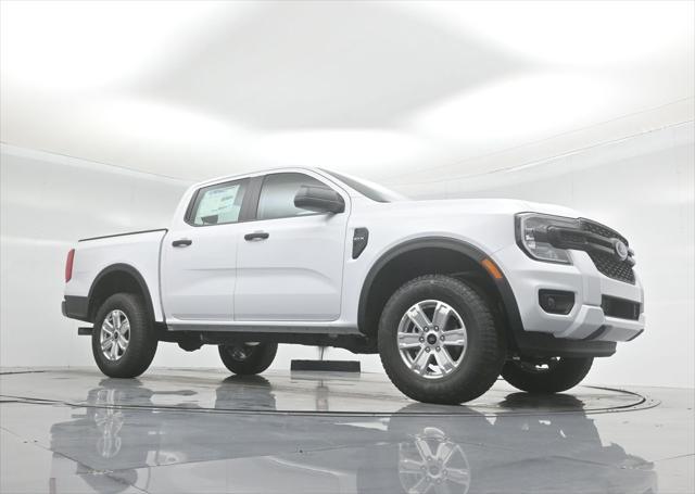 new 2025 Ford Ranger car, priced at $33,820