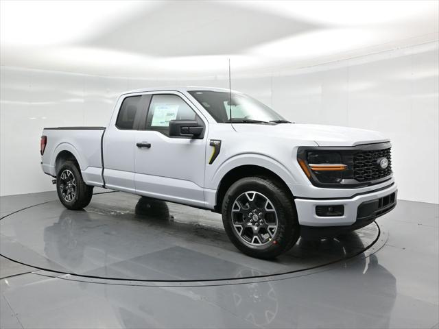 new 2025 Ford F-150 car, priced at $41,051
