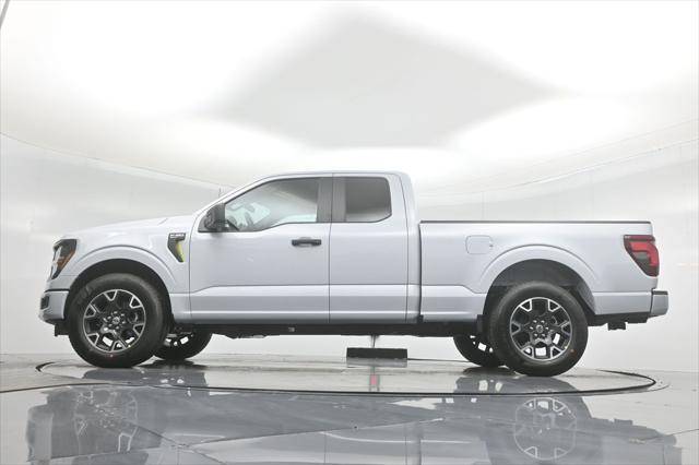 new 2025 Ford F-150 car, priced at $41,051
