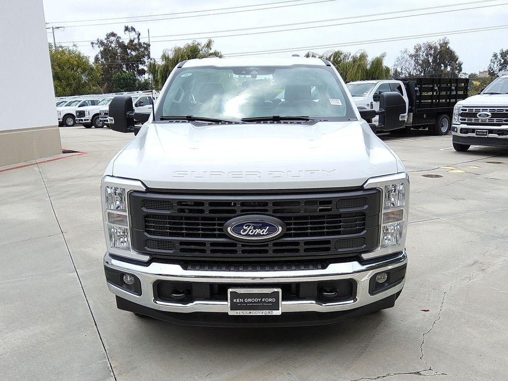 new 2025 Ford F-250 car, priced at $56,245