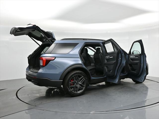 new 2025 Ford Explorer car, priced at $47,214