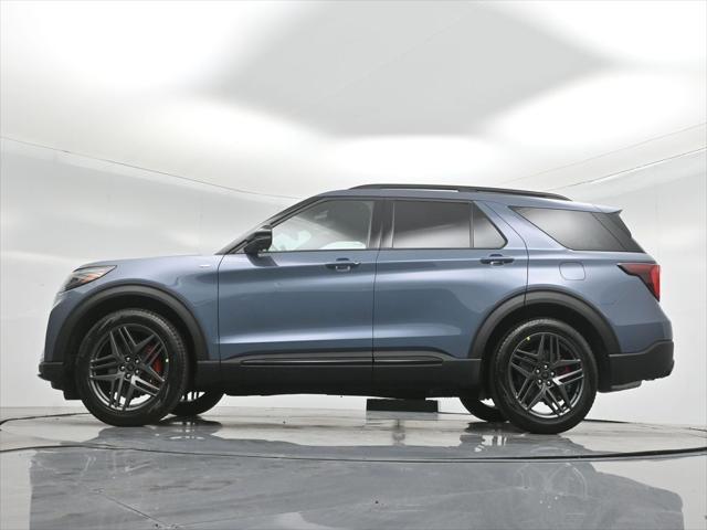 new 2025 Ford Explorer car, priced at $47,214