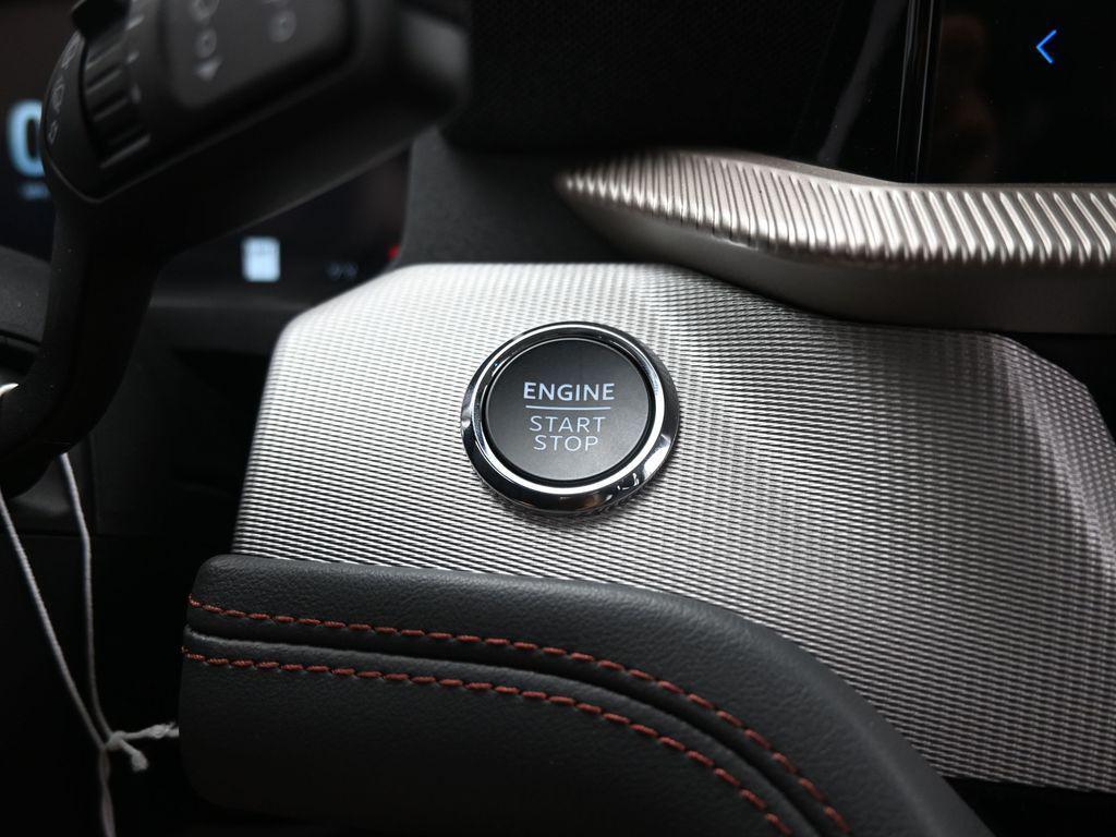 new 2025 Ford Explorer car, priced at $40,645
