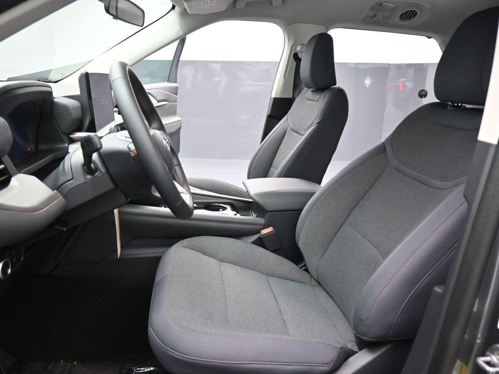new 2025 Ford Explorer car, priced at $40,645