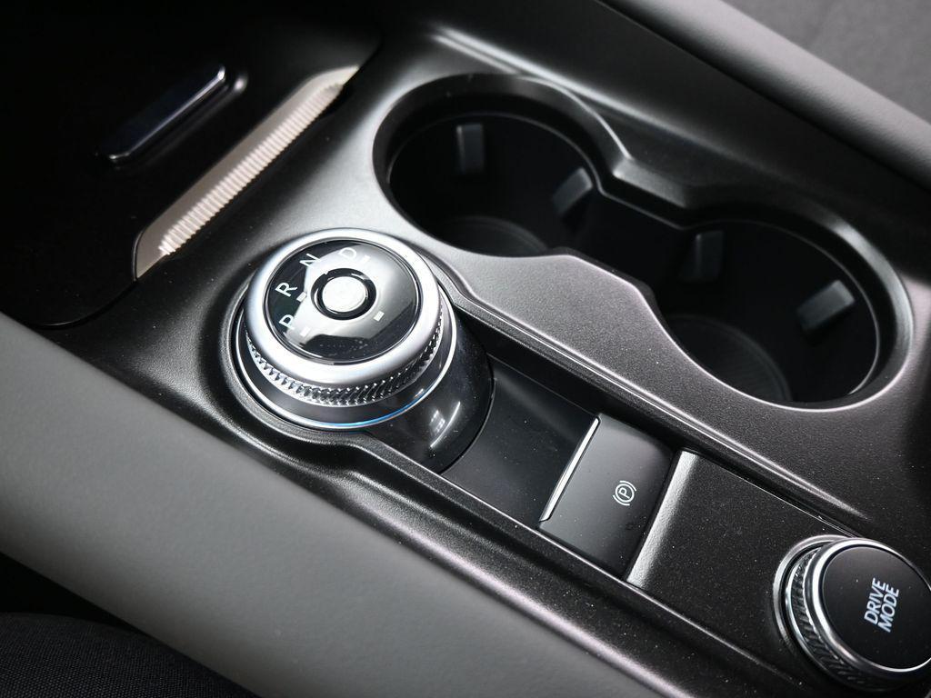 new 2025 Ford Explorer car, priced at $40,645