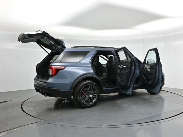 new 2025 Ford Explorer car, priced at $57,958