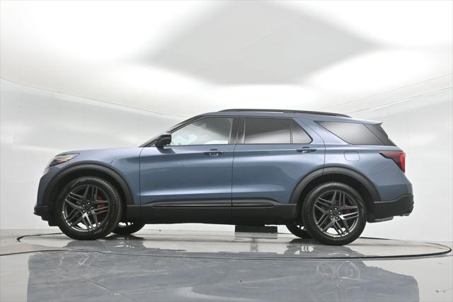 new 2025 Ford Explorer car, priced at $57,958