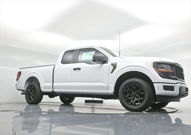 new 2025 Ford F-150 car, priced at $39,720