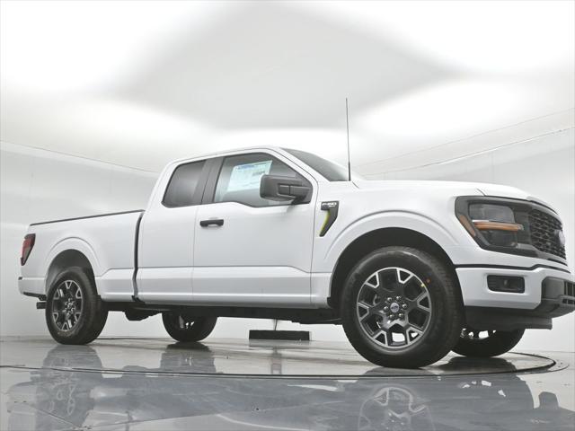 new 2025 Ford F-150 car, priced at $40,953
