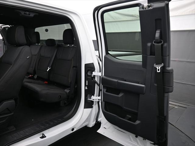 new 2025 Ford F-150 car, priced at $40,953