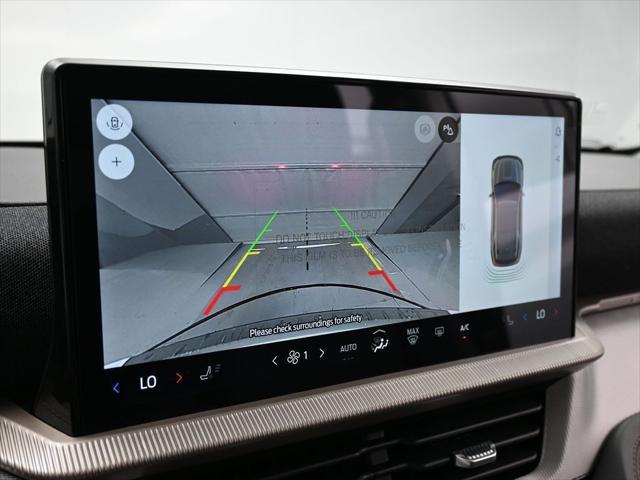 new 2025 Ford Explorer car, priced at $40,437