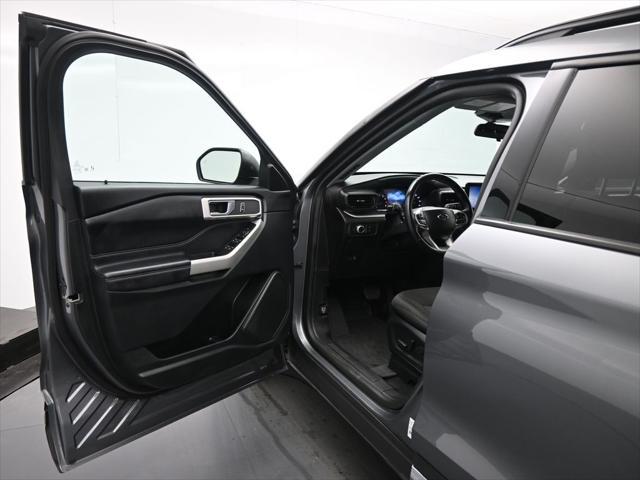 used 2022 Ford Explorer car, priced at $25,000