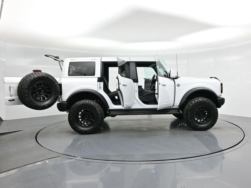 new 2025 Ford Bronco car, priced at $68,535