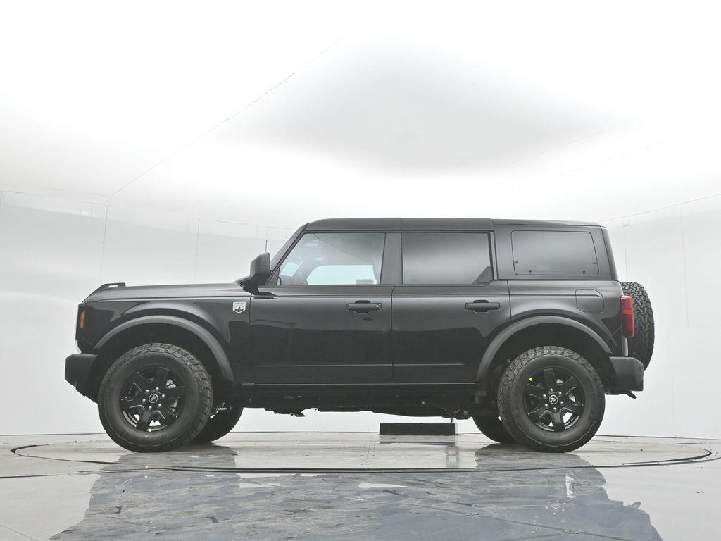 new 2025 Ford Bronco car, priced at $47,595