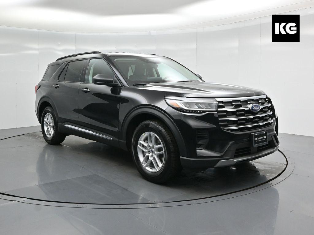 new 2025 Ford Explorer car, priced at $40,645