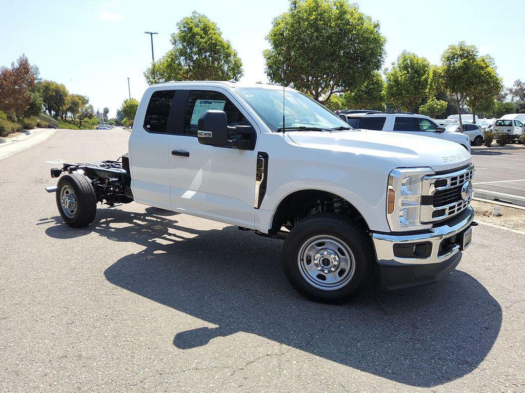 new 2025 Ford F-350 car, priced at $57,585