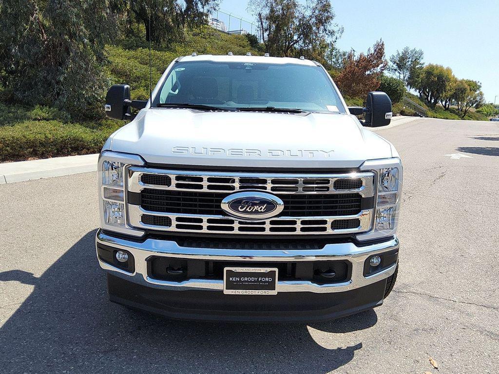 new 2025 Ford F-350 car, priced at $57,585