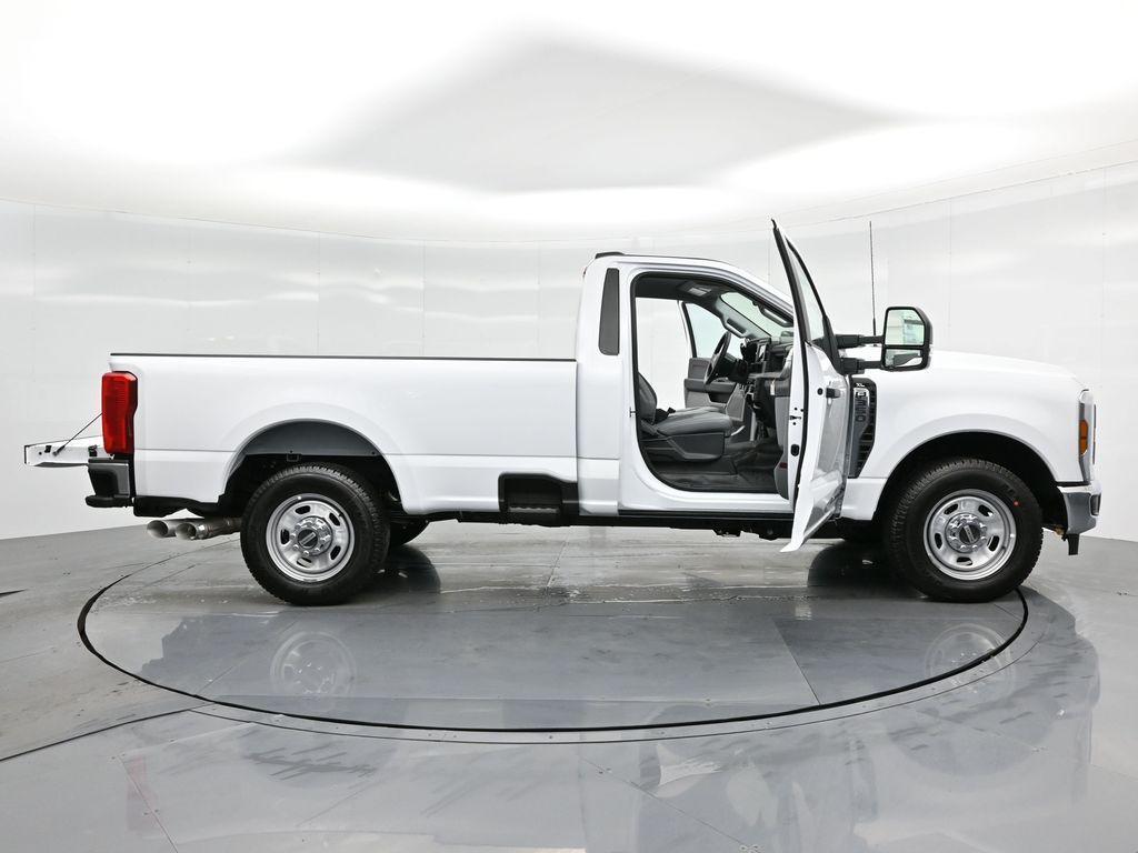 new 2024 Ford F-350 car, priced at $51,533