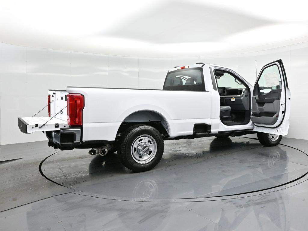 new 2024 Ford F-350 car, priced at $51,533
