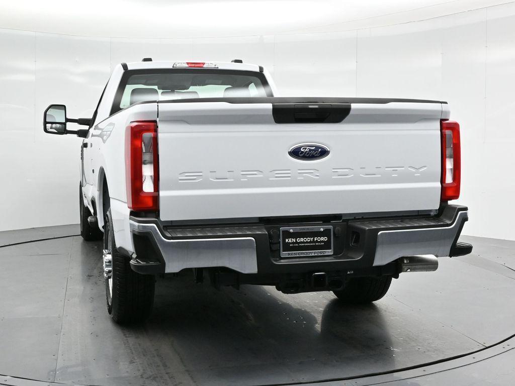 new 2024 Ford F-350 car, priced at $51,533