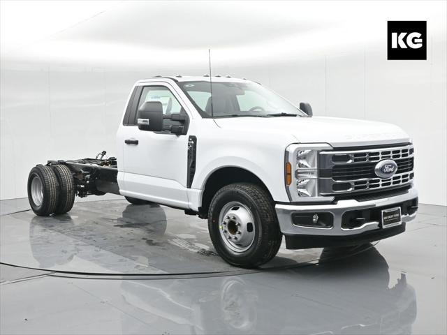 new 2025 Ford F-350 car, priced at $53,925