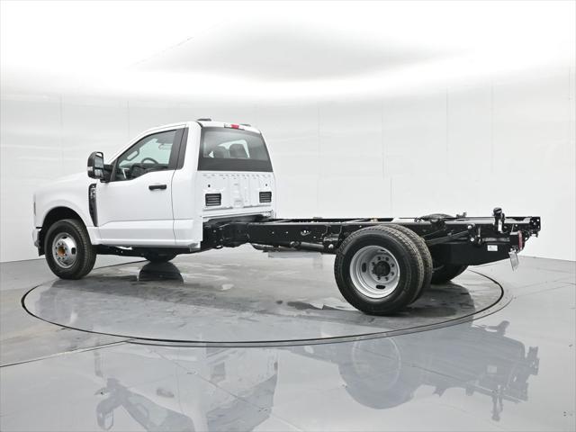 new 2025 Ford F-350 car, priced at $53,925