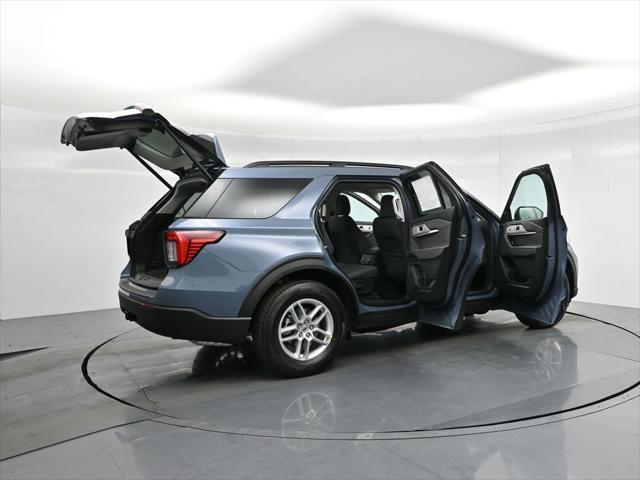 new 2025 Ford Explorer car, priced at $40,775