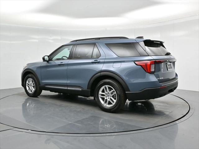 new 2025 Ford Explorer car, priced at $40,775