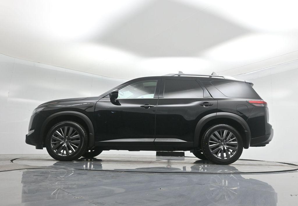 used 2022 Nissan Pathfinder car, priced at $31,000